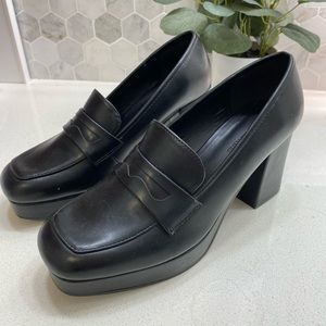 OU Femme Heeled Loafer